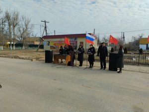 Митинг в честь дня вывода советских войск из Афганистана прошел в поселке Комсомольский Красноярского района Астраханской области